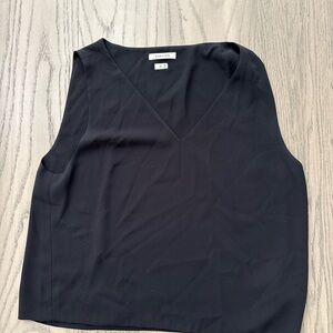 Aritzia Babaton Black V-Neck Sleeveless Camisole Top